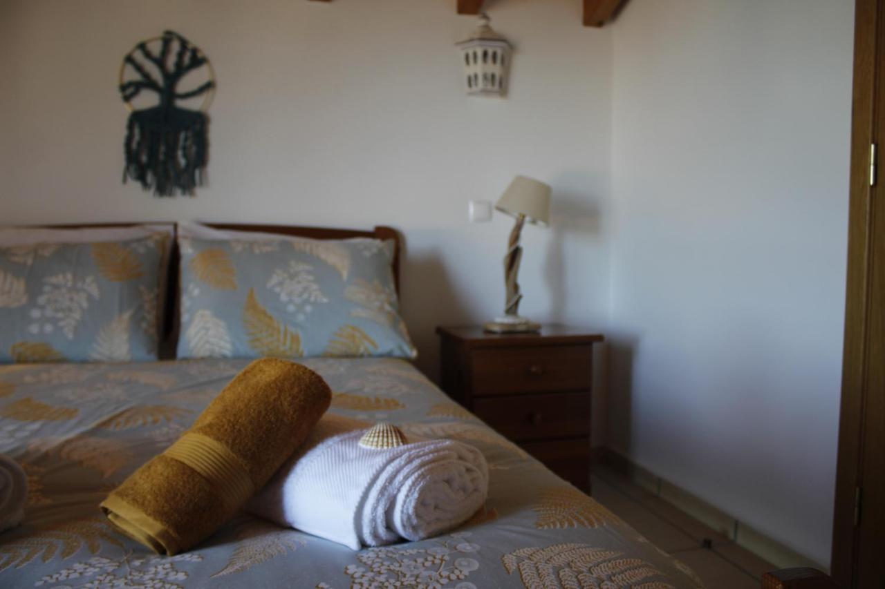 Casa Delbon Guest House Aljezur Bagian luar foto